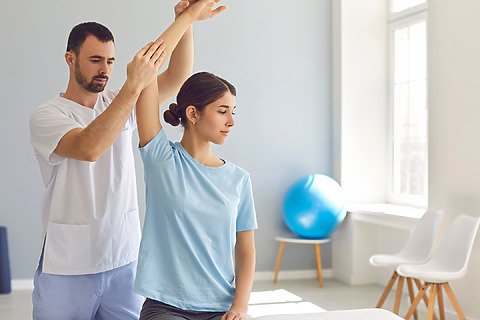 A physiotherapist can help set up an exercise plan to improve range of motion and strengthen muscles.